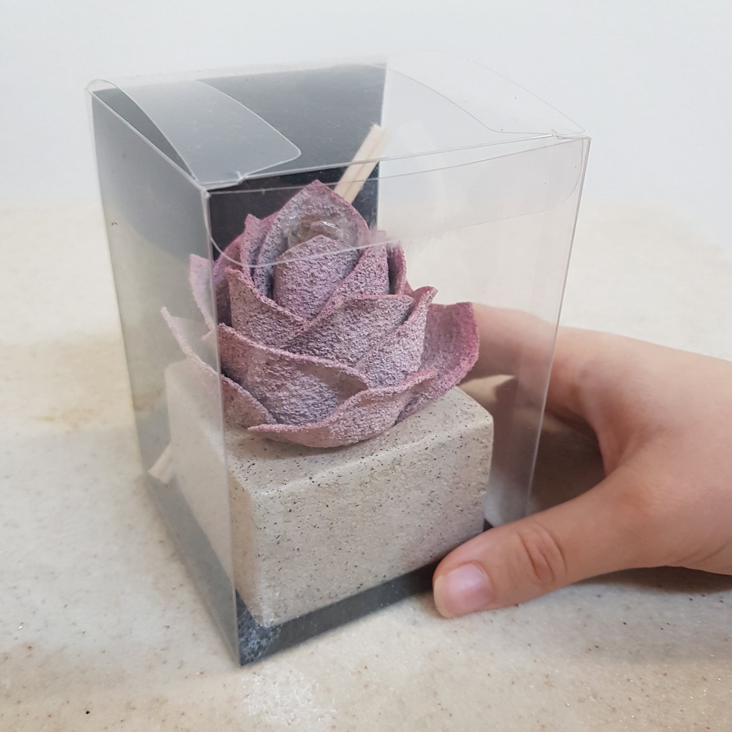 Linea Petali di Sughero: Diffusori Eleganti - Modello Rosa Maravee- Colore rosa - Fabris Solutions