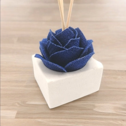 Diffusore Ambiente Rosa Raffinata in Sughero Blu – Elegante Profumatore Naturale - Fabris Solutions