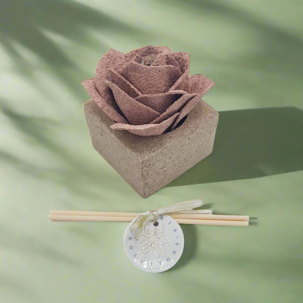Diffusore Ambiente Rosa Moderna in Sughero Rosa – Elegante Profumatore Naturale - Fabris Solutions