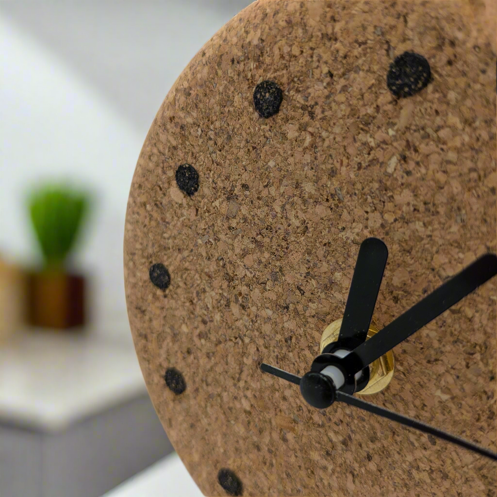 Orologio da Tavolo “Zen” naturale – Linea Petali di Sughero