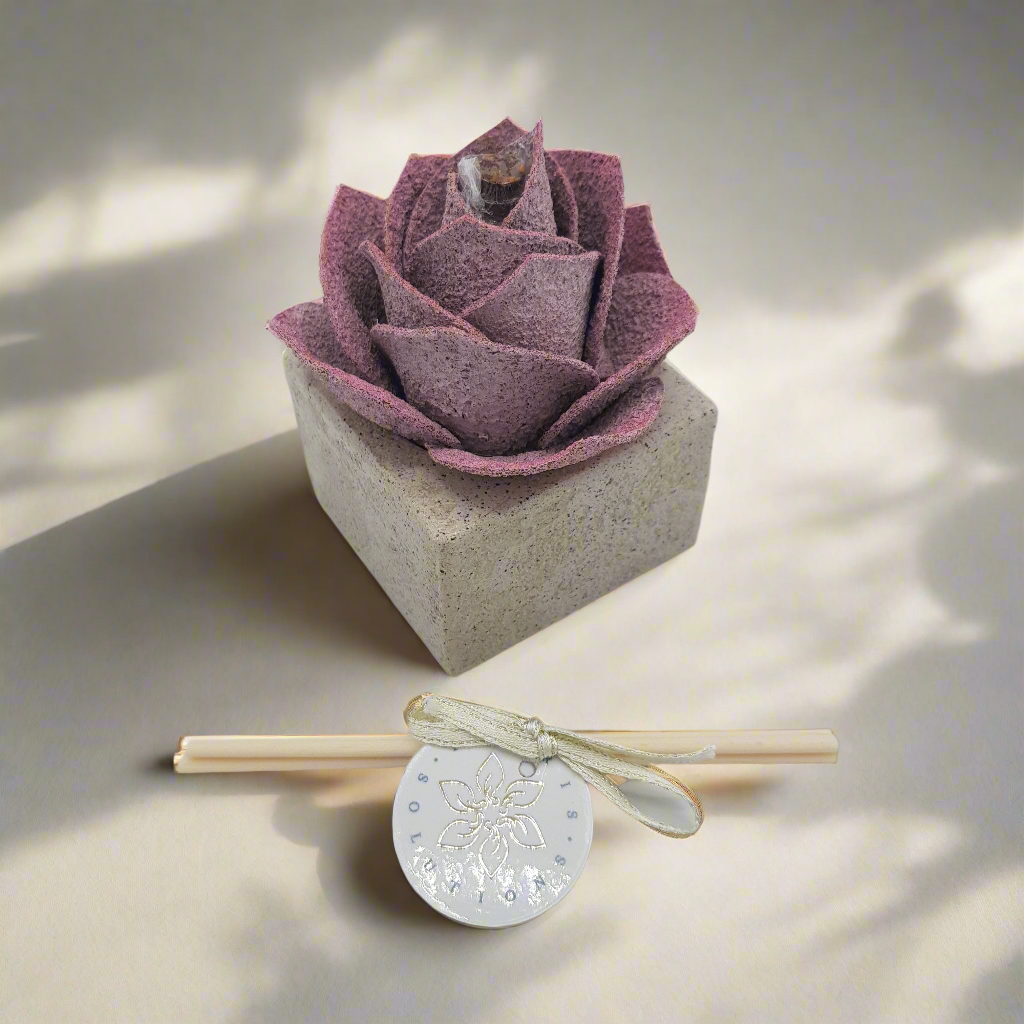 Linea Petali di Sughero: Diffusori Eleganti - Modello Rosa Maravee- Colore rosa - Fabris Solutions