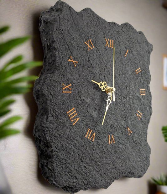 Orologio Pietra Nera - Pezzo unico - Fabris Solutions