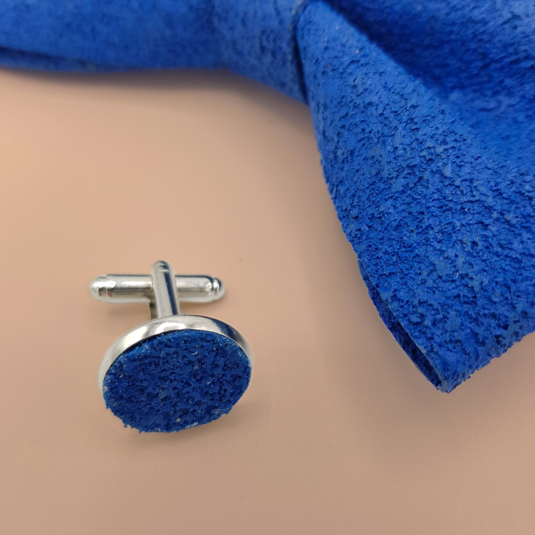 Set Papillon e Gemelli in Sughero Cobalt Dream con Scatola di Latta – Elegante Accessorio Uomo - Fabris Solutions 