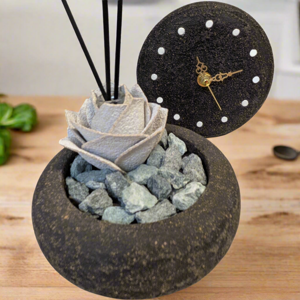 Orologio da Tavolo “Zen” nero – Linea Petali di Sughero - Fabris Solutions 