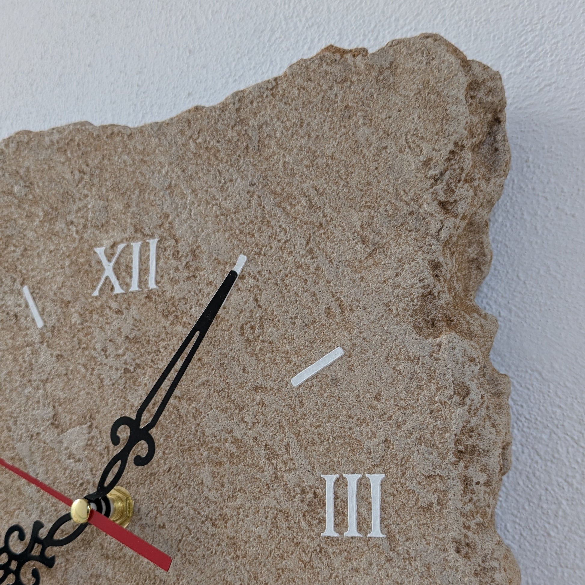 Orologio Pietra Romana - Pezzo unico - Fabris Solutions 