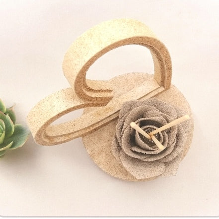 Linea Petali di Sughero: Diffusori Eleganti - Modello Rosa Incantata - Colore sabbia - Fabris Solutions 