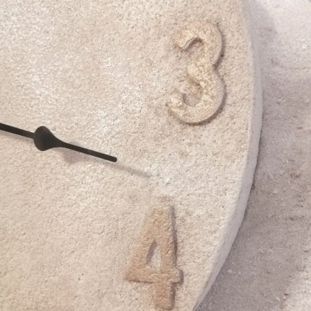 Orologio da parete in sughero sbiancato - Eleganza crema anticato - Fabris Solutions 